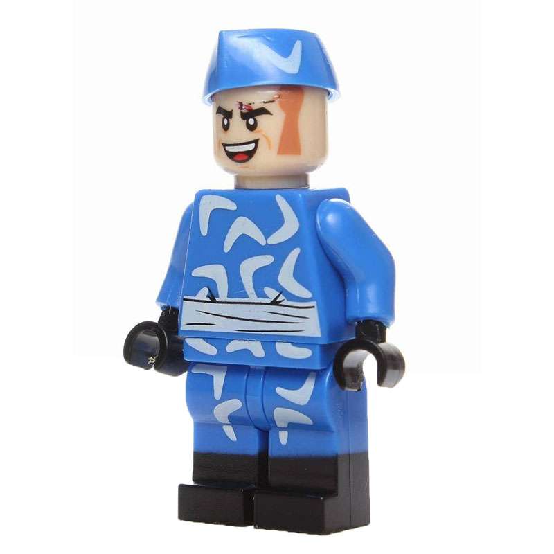 ساختنی مدل Captain Boomerang ساختنی مدل Captain Boomerang