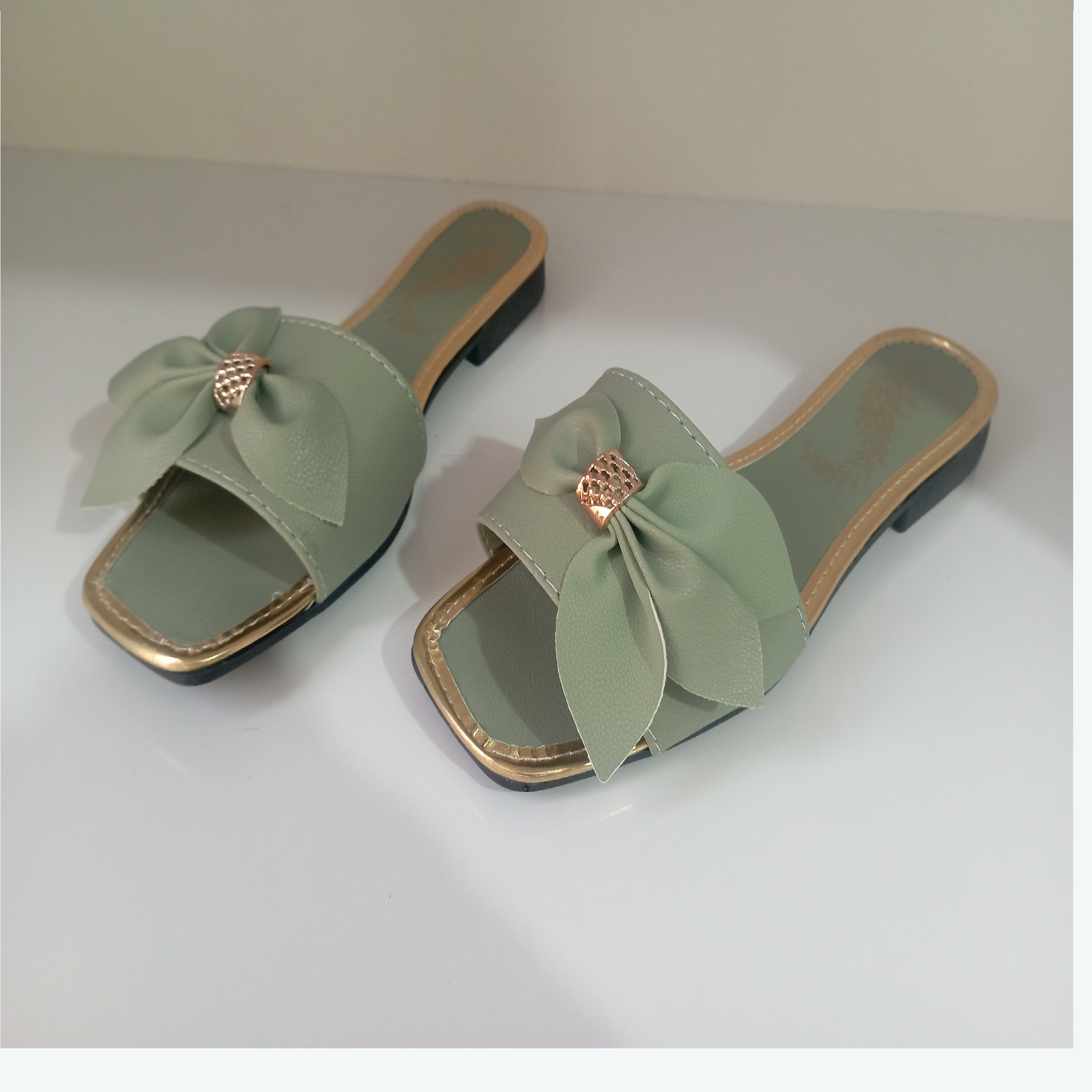 صندل زنانه مدل کاترین کد 001