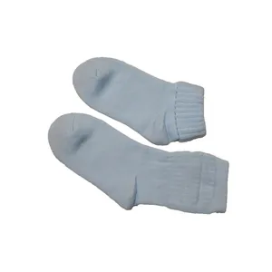 جوراب زنانه مدل حوله ای لب برگردون 03