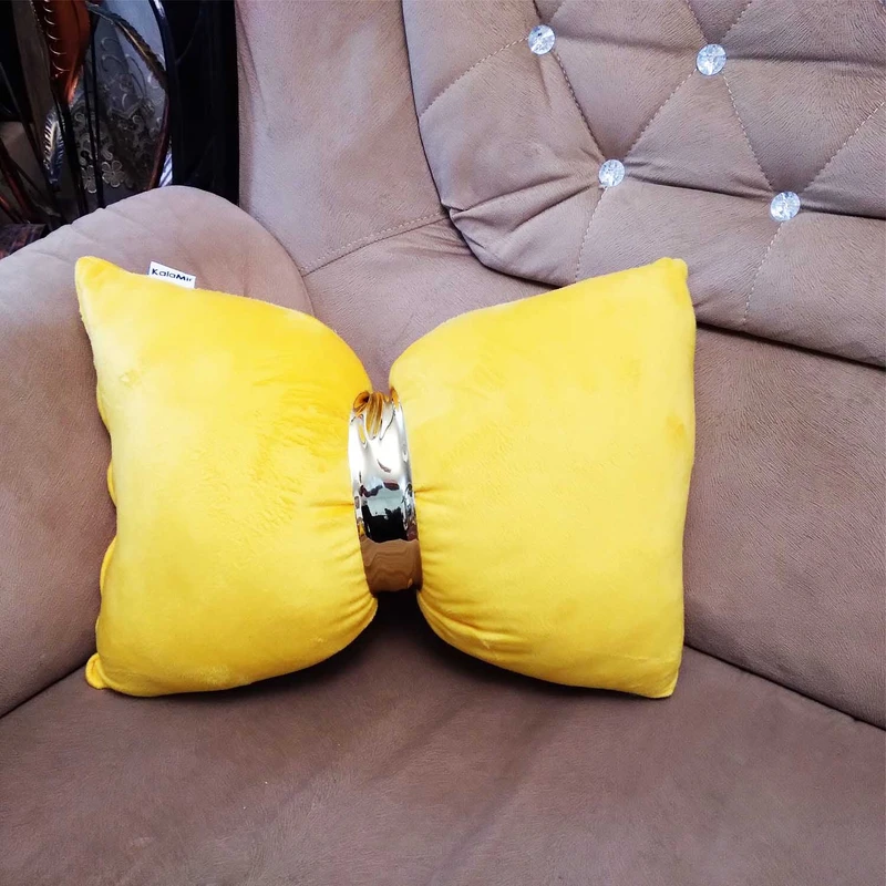 کوسن کالامیر مدل مخمل طرح پاپیون 