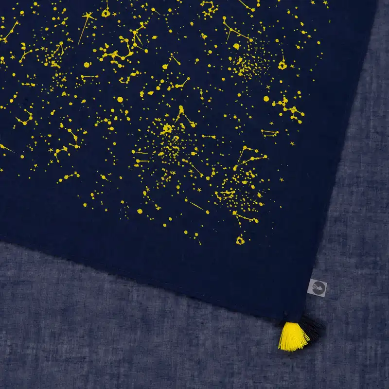 روسری زنانه گدار مدل کهکشان