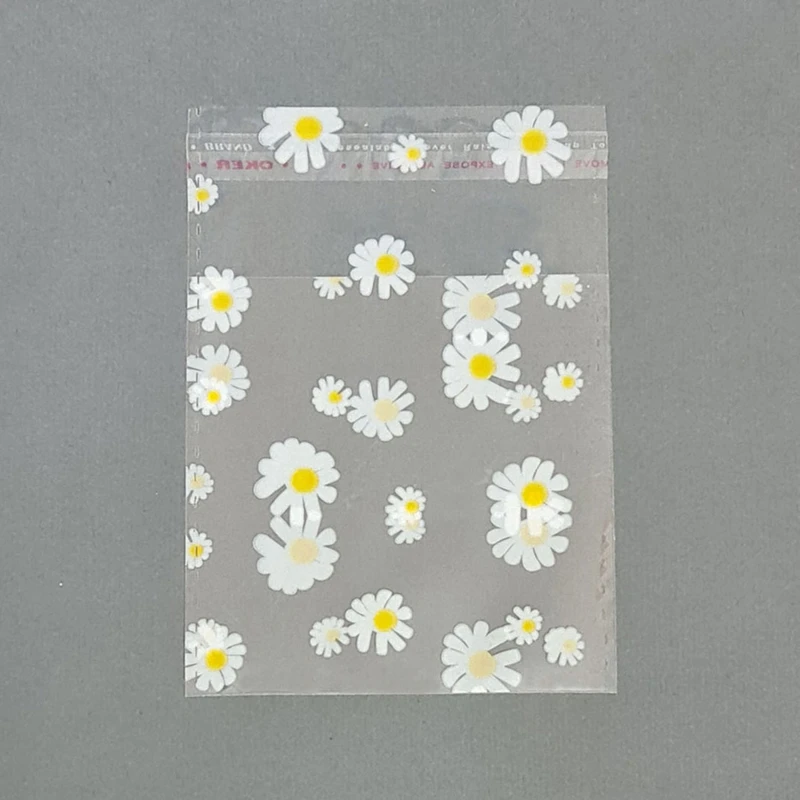 پلاستیک بسته بندی طرح گل بابونه مدل TPA240703