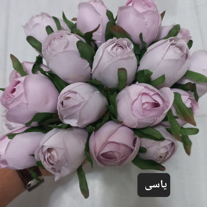 گل مصنوعی مدل رز غنچه مجموعه 18 عددی
