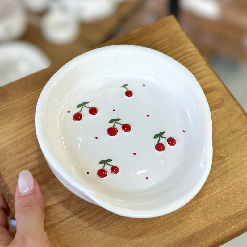 زیر قاشقی مدل آلبالو