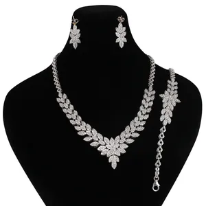 ست نقره مدوکلاس مدل SH930
