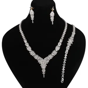 ست نقره مدوکلاس مدل SH540