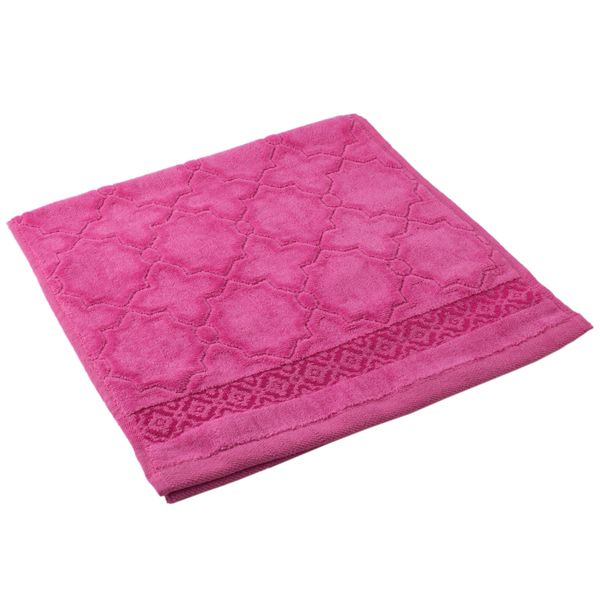 حوله دستی مدل BEH-VATE110 سایز 33×68 سانتی متر حوله دستی مدل BEH-VATE110 سایز 33×68 سانتی متر