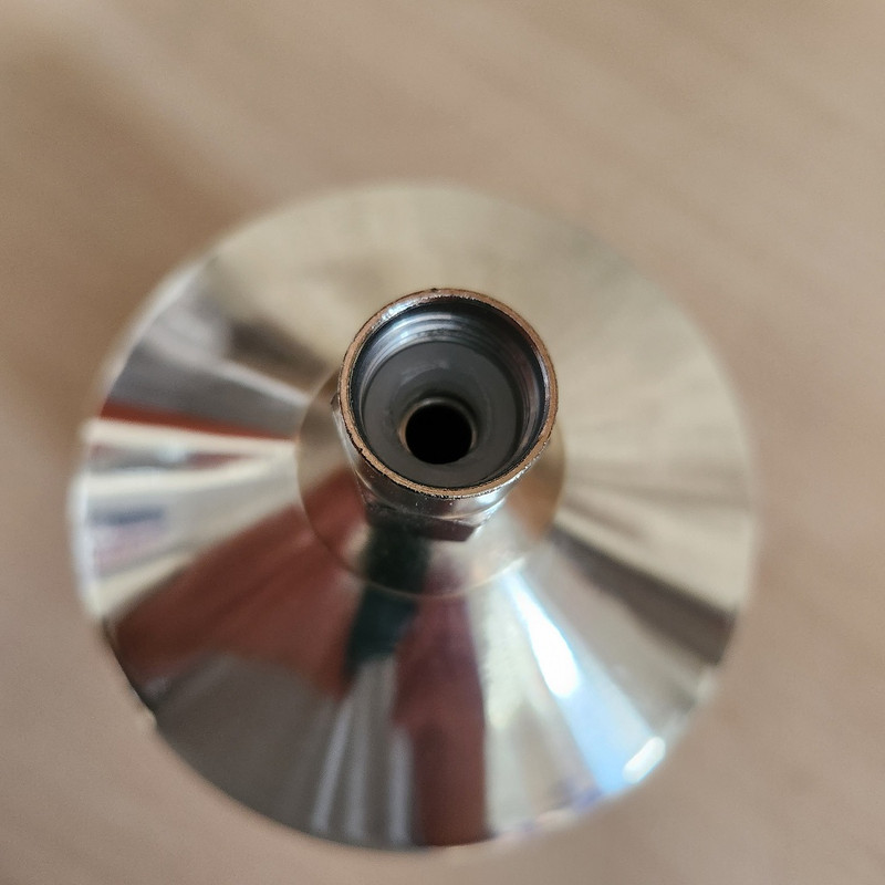 مخزن پیستوله سالکامیکس مدل فلزی رزوه از داخل - کد 600cc