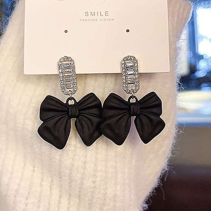 گوشواره میخی زنانه مدل پاپیون کد s1532