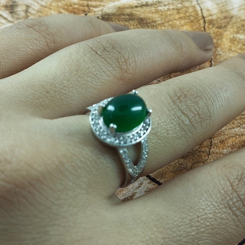 انگشتر نقره زنانه سلین کالا مدل عقیق یشم کد 56