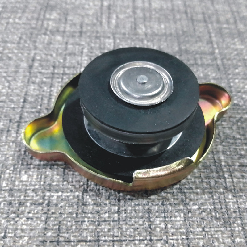 درب رادیاتور آب خودرو سنجش کد 17005001 مناسب برای وانت آریسان