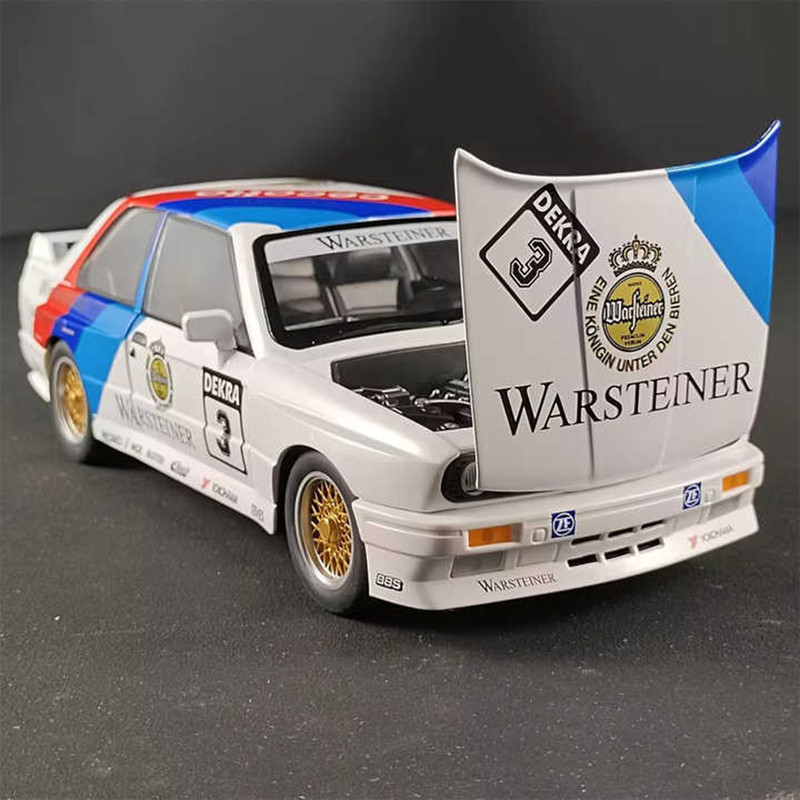 ماکت ماشین مدل BMW M3 E30 1/24