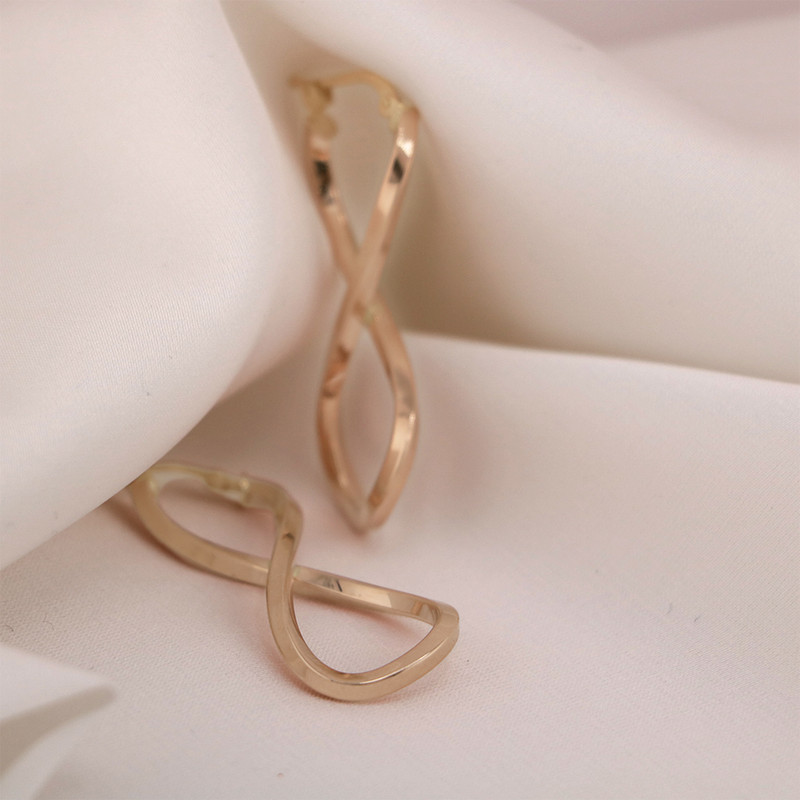 گوشواره آویز طلا 18 عیار زنانه شهر طلای حجت مدل بینهایت رکتا