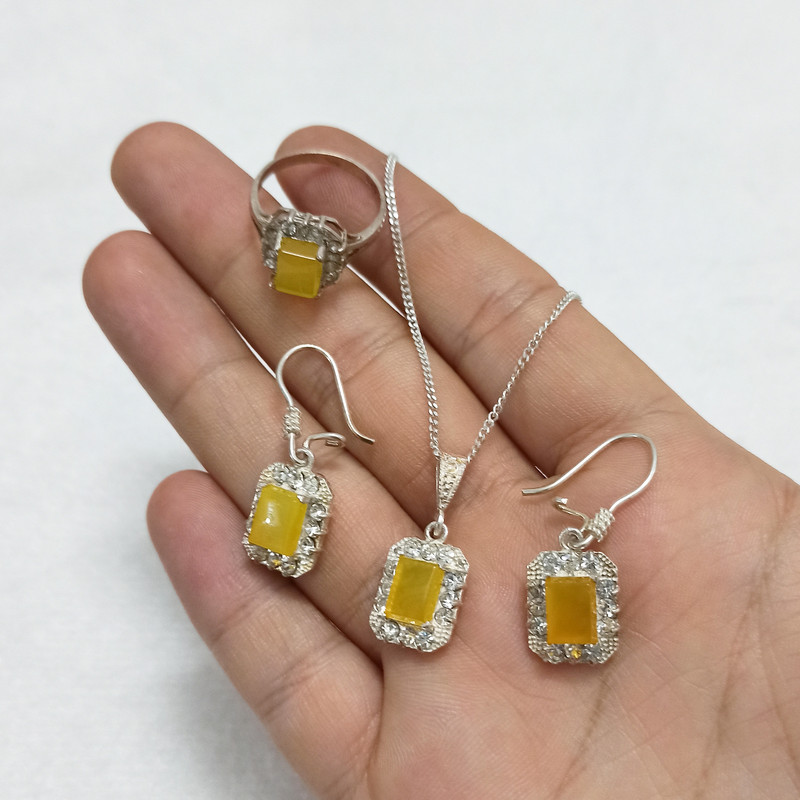 نیم ست نقره زنانه سلین کالا مدل شرف الشمس کد ce-sh1