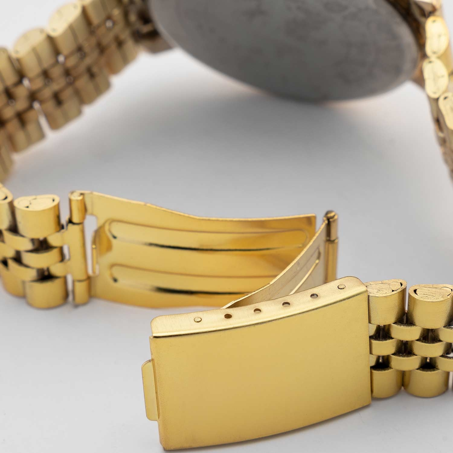 ساعت مچی عقربه‌ای مردانه مدل  تک موتوره تقویم دار