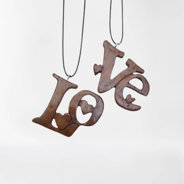 گردنبند مدل چوبی طرح عشق2 بسته 2 عددی