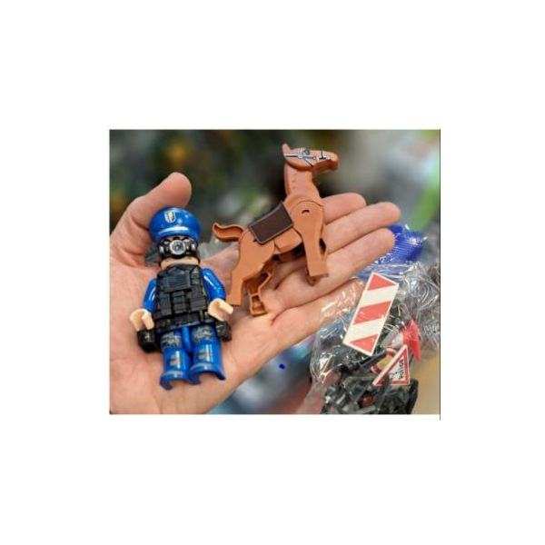 ساختنی مدل پلیس طرح علایم ایست بازرسی کد 03