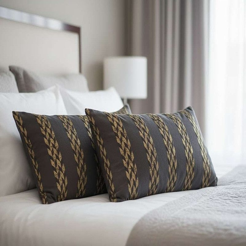 رو بالشی مدل مخمل پفکی طرح برجسته سایز 50*70 سانتی متر بسته دوعددی