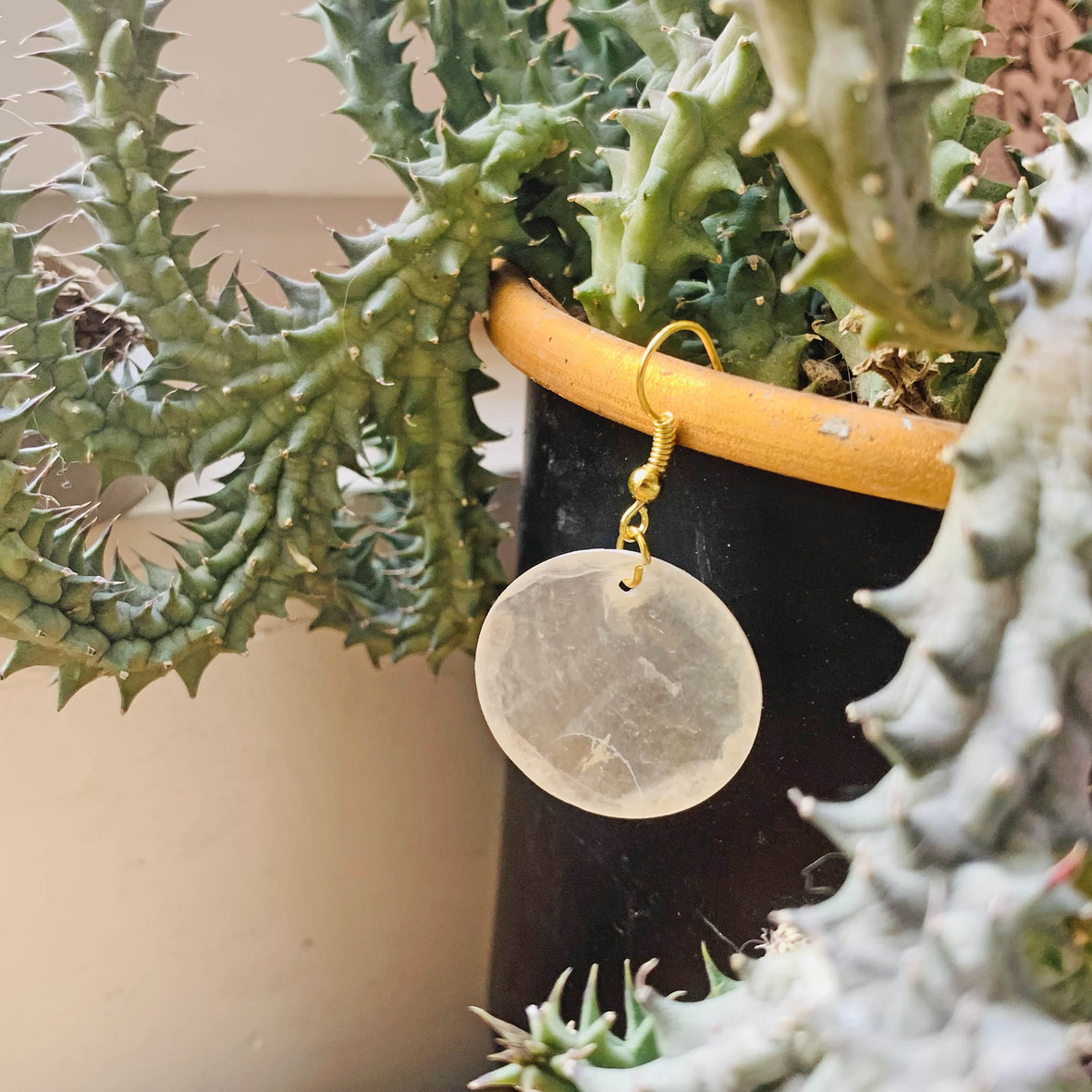 گوشواره دخترانه طرح صدف گوشواره دخترانه طرح صدف