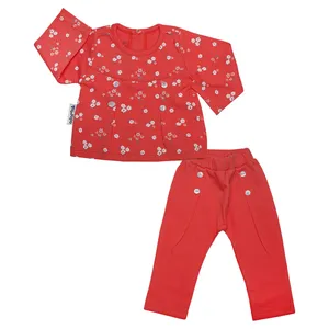 ست تی شرت آستین بلند و شلوار نوزادی آدمک کد 110052