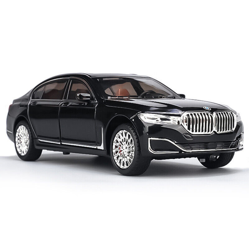 ماشین بازی مدل  BMW 760