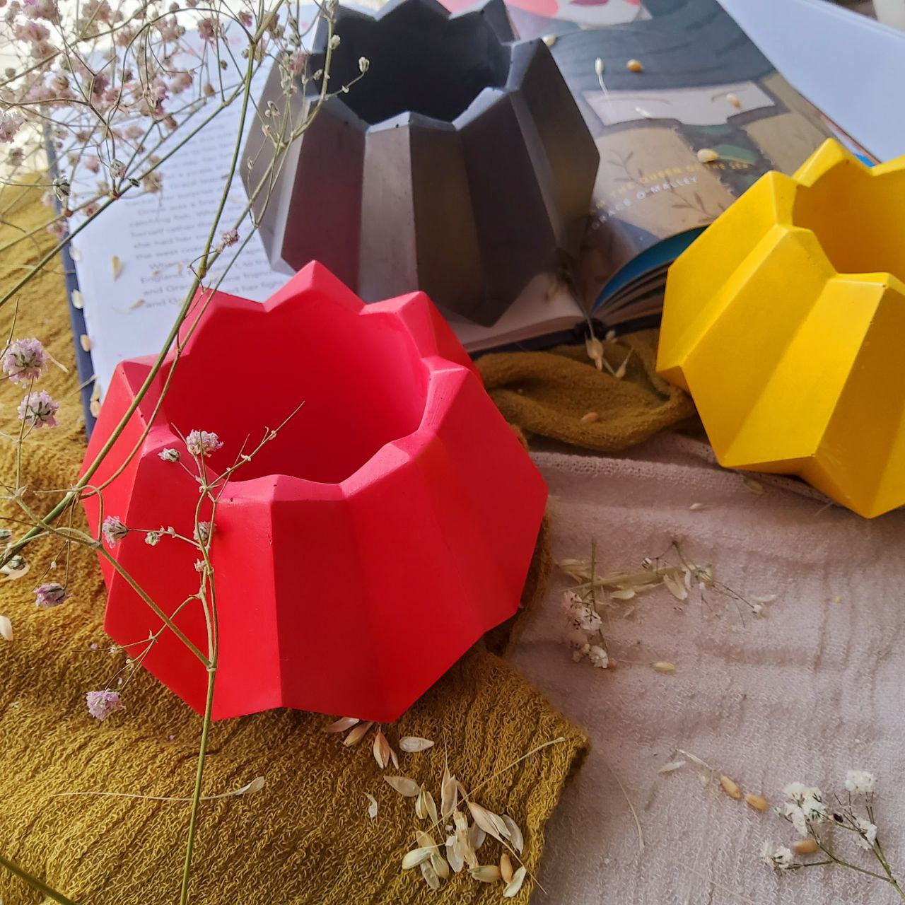 گلدان مدل 1212 گلدان مدل 1212