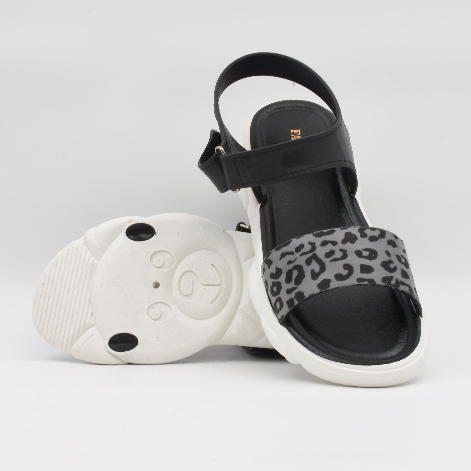 صندل زنانه پاپا مدل ملودی پلنگی کد 1-1388-GY -  - 46