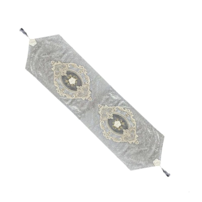 رانر رومیزی مدل مخمل گل برجسته طرح دایان 