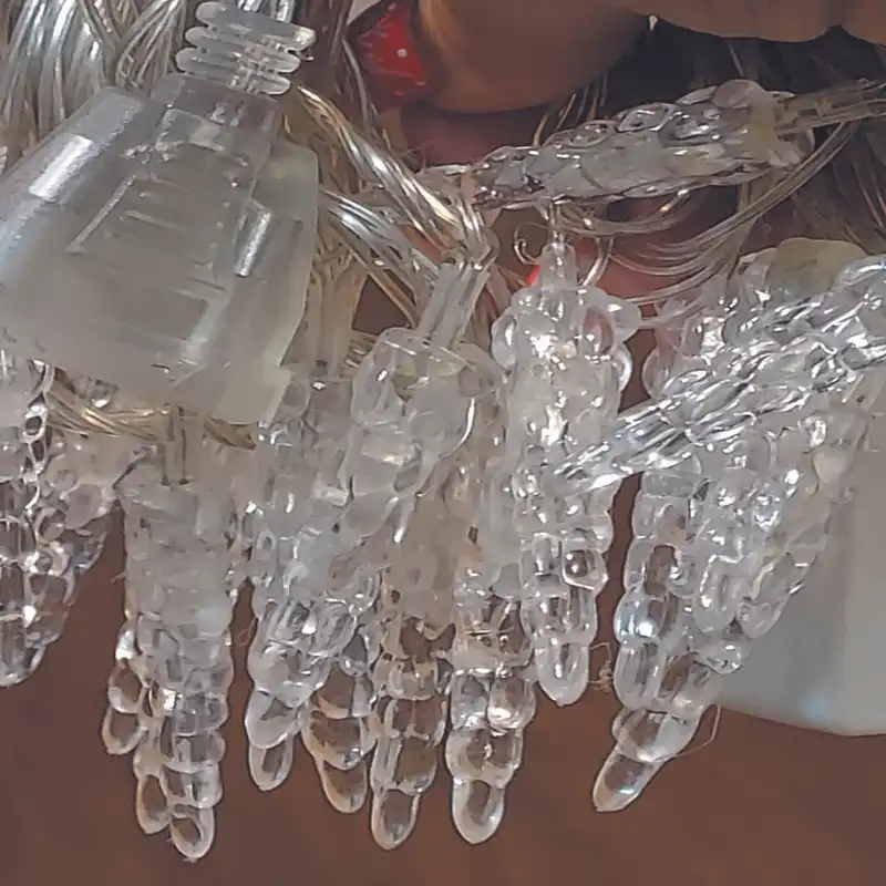 ریسه ال ای دی طرح قندیل طول 4 متر