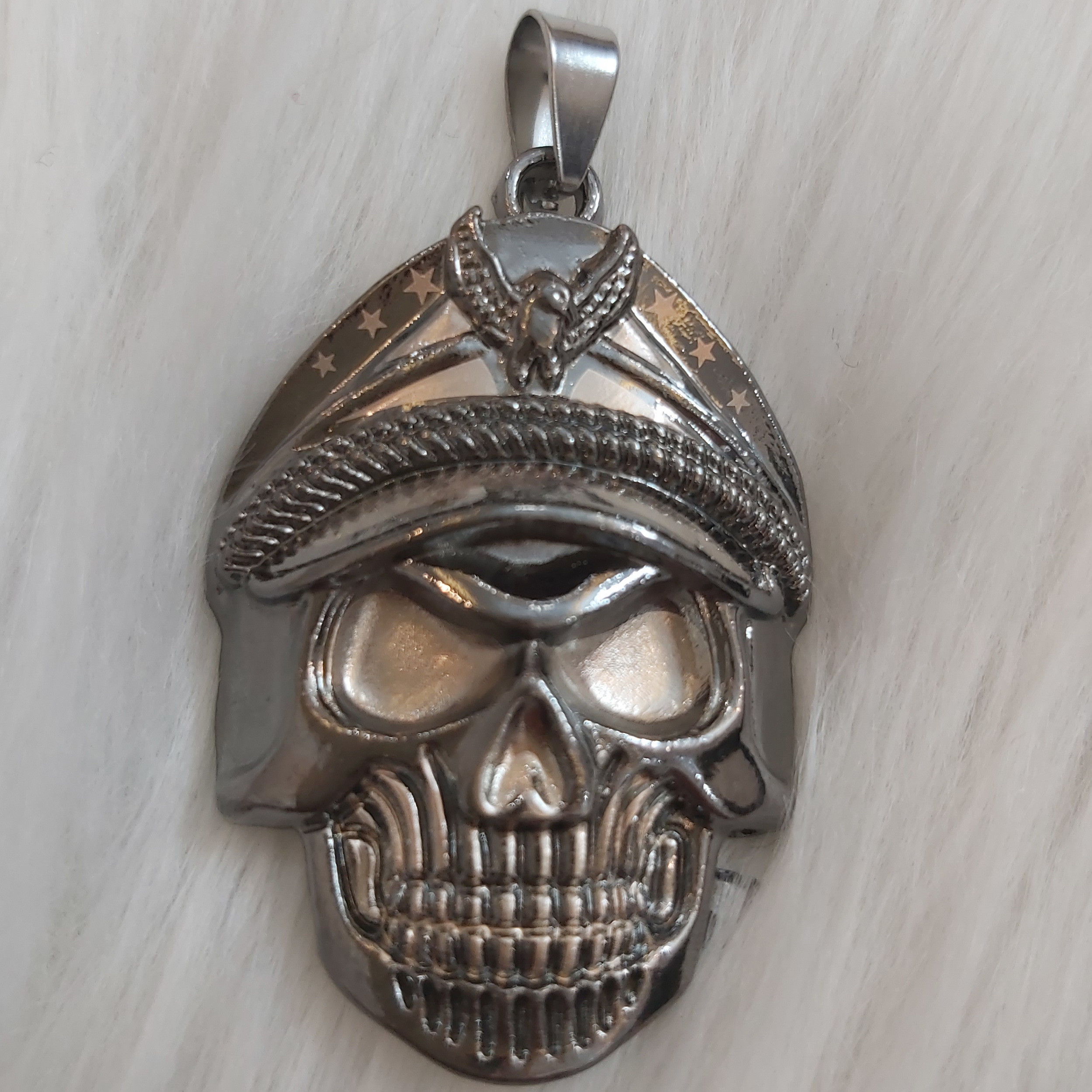 آویز گردنبند مدل اسکلت کد Skel111 آویز گردنبند مدل اسکلت کد Skel111