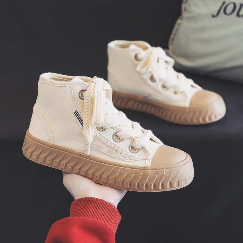 نیم بوت زنانه ددوو مدل ال استار plus