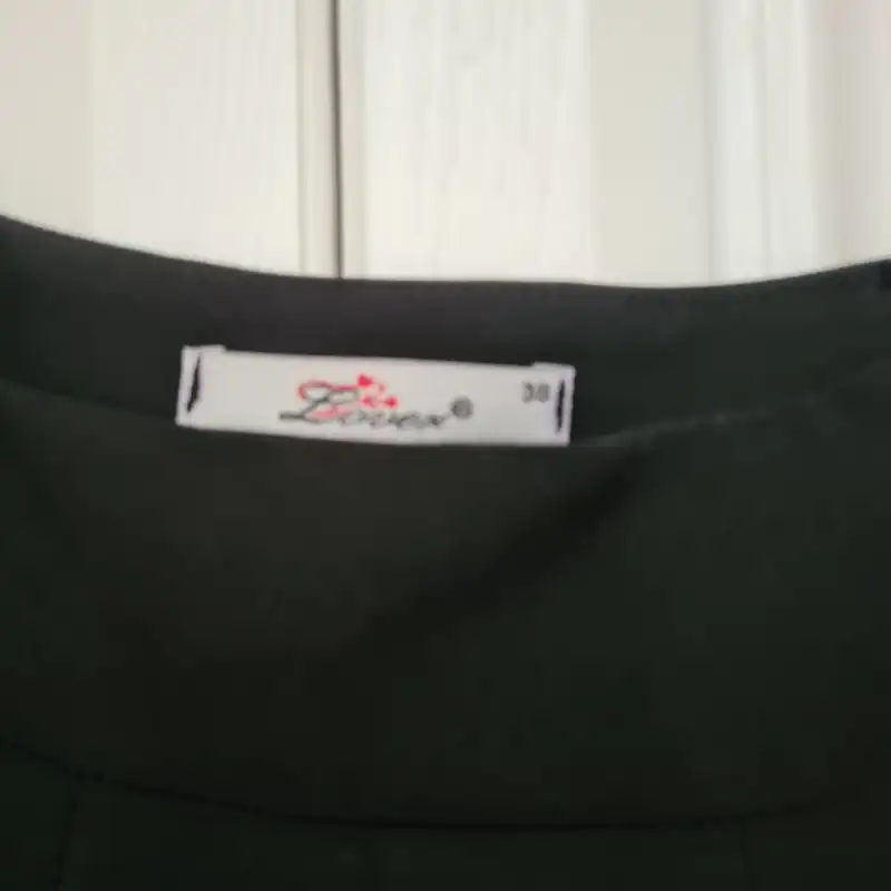 دامن پلیسه‌دار زنانه لاور مدل مجلسی