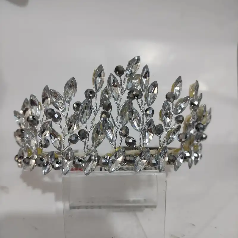 تاج عروس زنانه مدل تاج نگین و کریستال