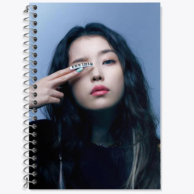 دفتر زبان 50 برگ خندالو مدل سه خط طرح آیو IU کد 11623