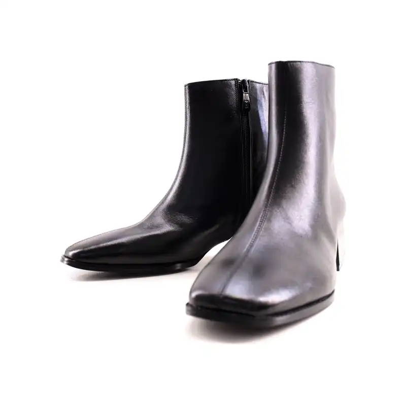 نیم بوت زنانه چرم آرا مدل sh081 کد me