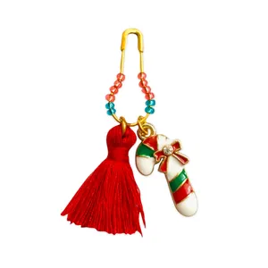 سنجاق سینه زنانه طرح عصای کریسمس