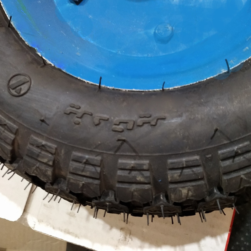 رینگ و لاستیک فرغون یزد تایر مدل GS-200