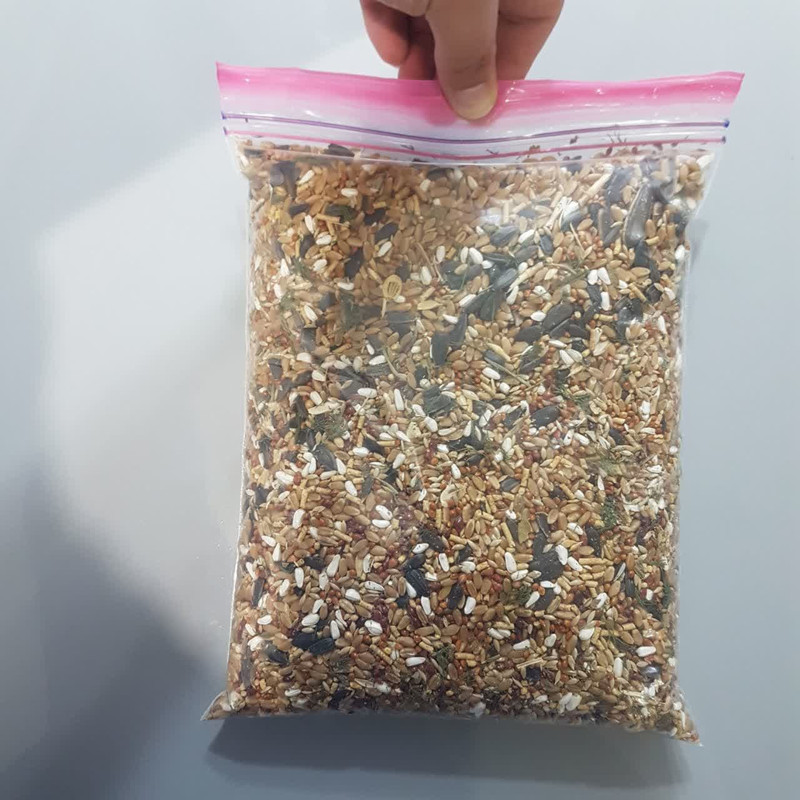 غذای مرغ عشق مدل سبزیجات معطر وزن 1000 گرم
