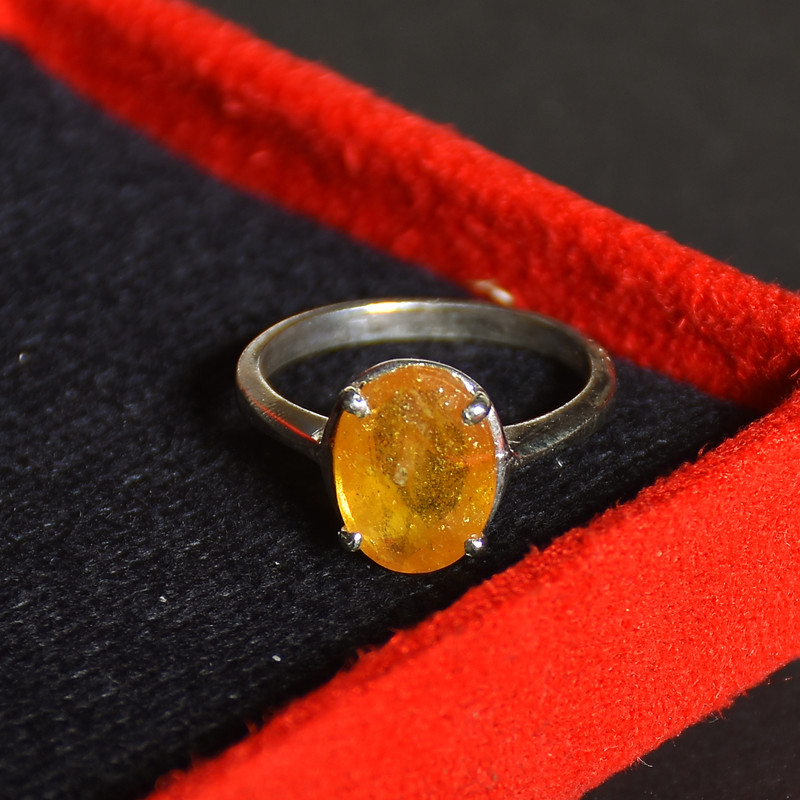 انگشتر نقره زنانه نقره جات لطفی مدل یاقوت کد ANZS02E03 انگشتر نقره زنانه نقره جات لطفی مدل یاقوت کد ANZS02E03