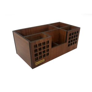 نقد و بررسی جامدادی رومیزی دکو مارکت مدل D0135 توسط خریداران