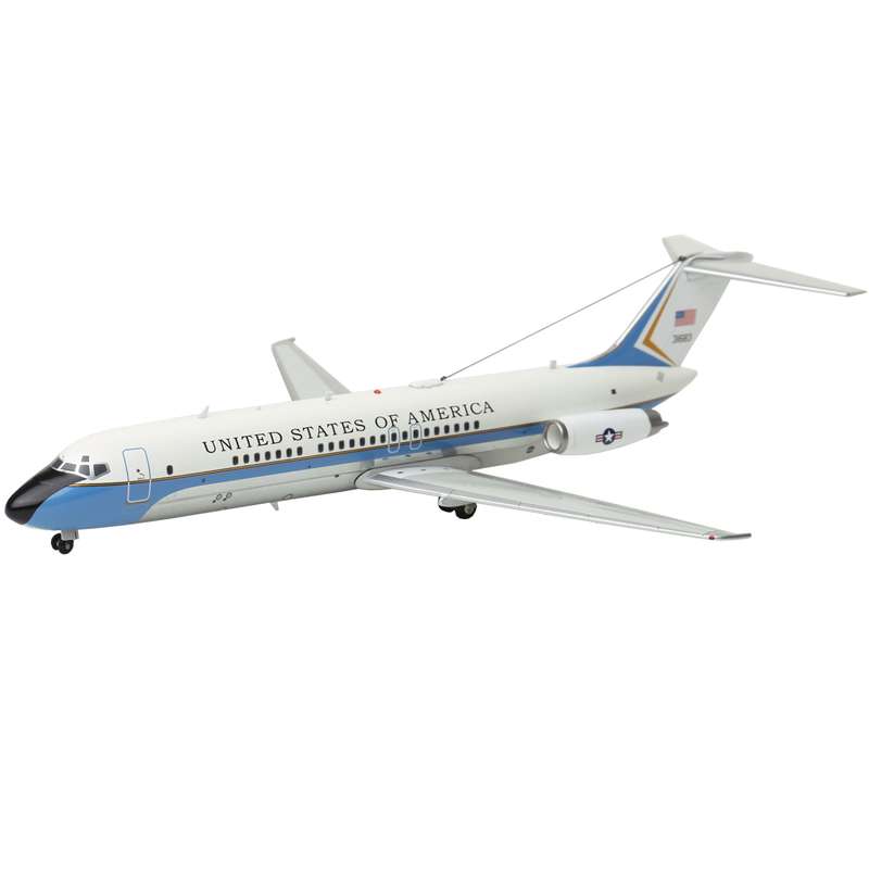 هواپیما مدل داگلاس DC-9 نیروی هوایی ایالات متحده