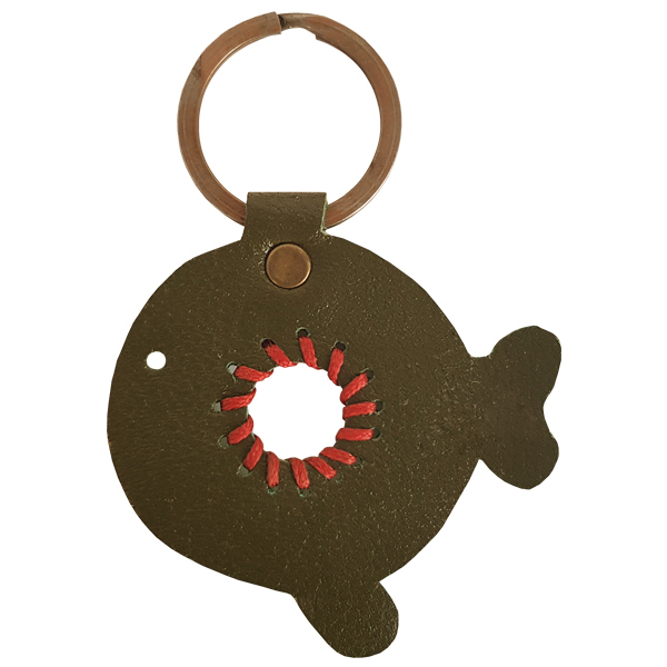 جاسوییچی چرم طبیعی گاوی دست دوز لمونو مدل ماهی کد KL481