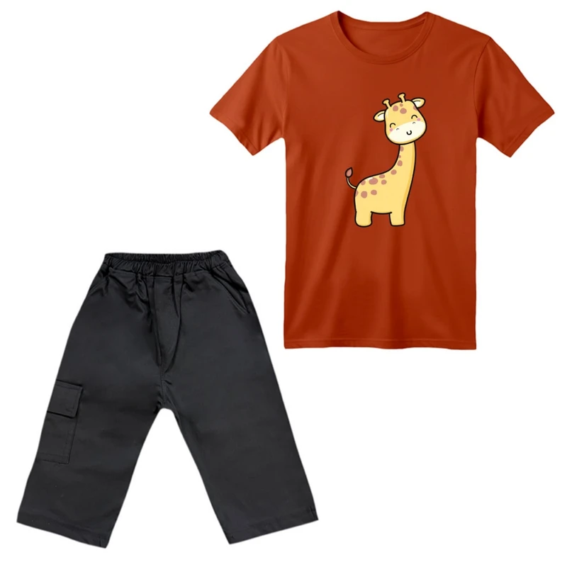 ست تی‌شرت آستین کوتاه و شلوارک دخترانه مدل زرافه کد ۵