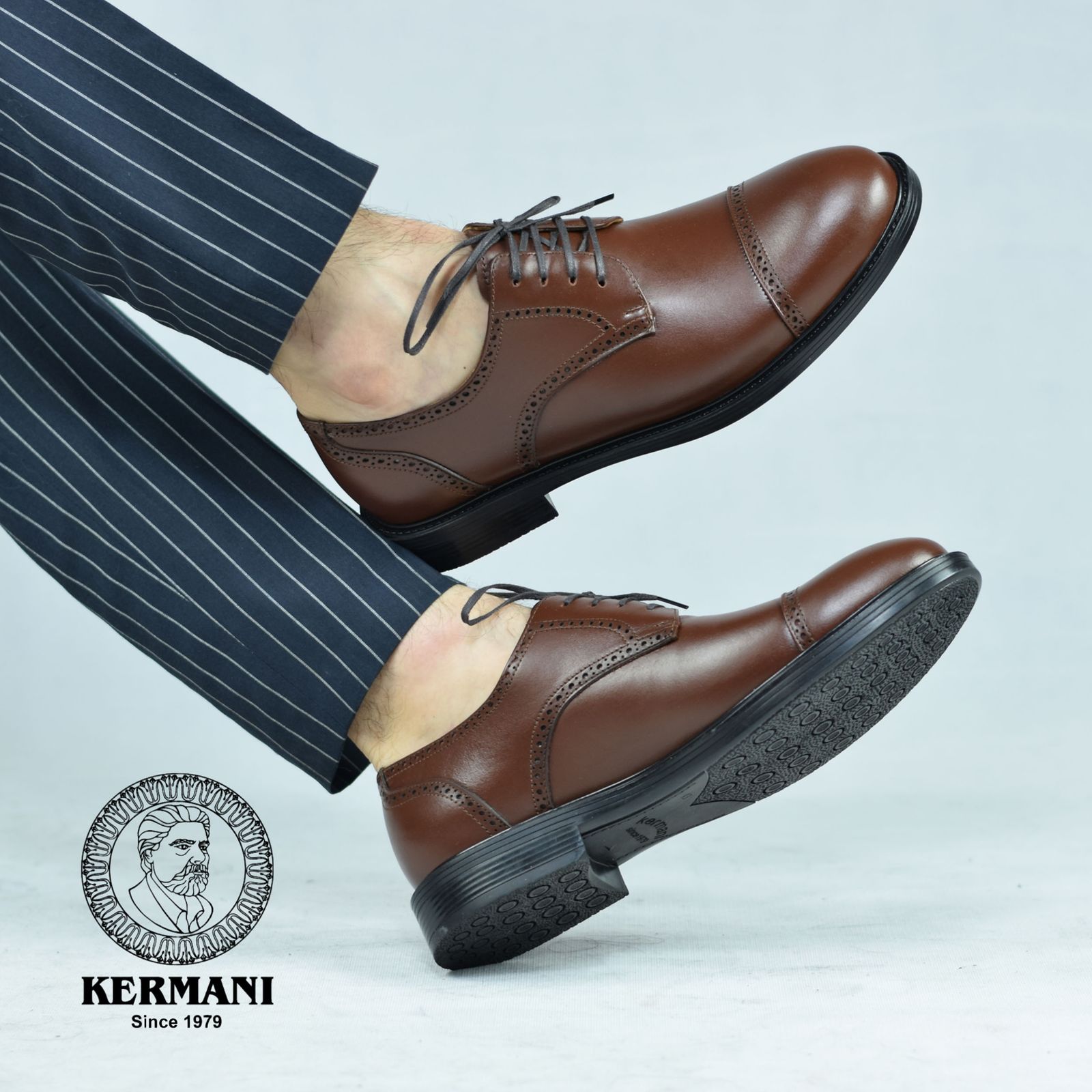 کفش مردانه کرمانی مدل چرم دستدوز طبیعی بِرِت کد 1062 رنگ قهوه ای -  - 2