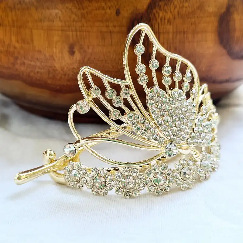 گیره مو زنانه مدل لوکس مجلسی طرح پروانه نگین دار کد brg 1886