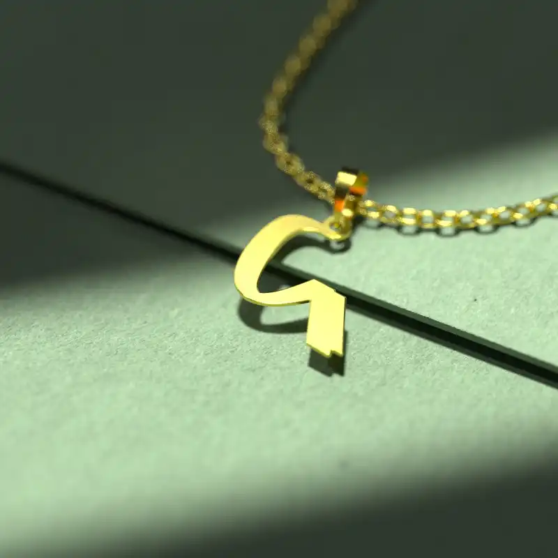 گردنبند طلا 18 عیار زنانه مدوپد مدل حرف گ کد I3-1-1390