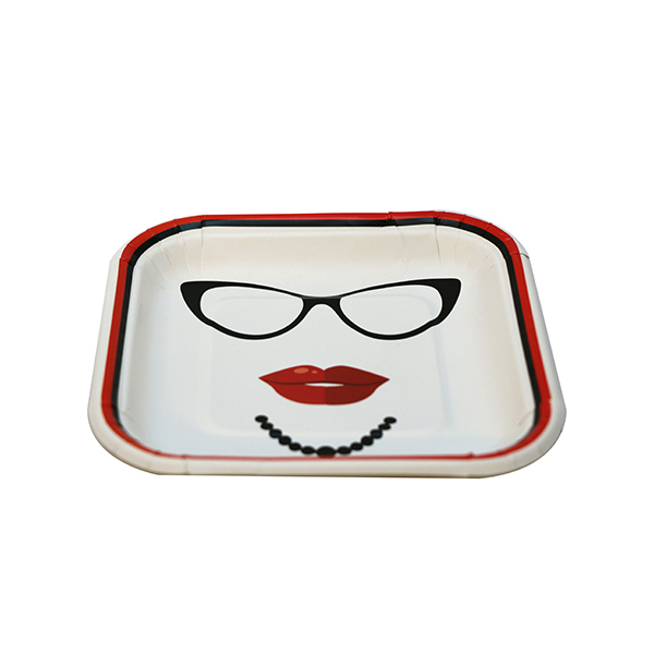 بشقاب یکبار مصرف مدل لب بسته 20 عددی