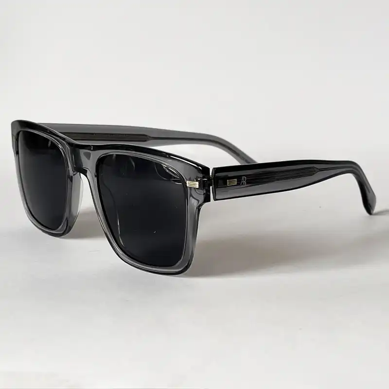 عینک آفتابی آنتونیو باندراس مدل PLUS0165