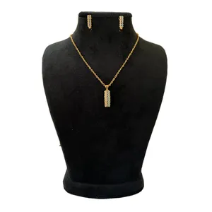 نیم ست زنانه زد جی جولری مدل مستطیل نگین دار