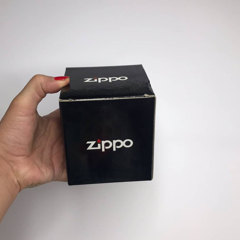 زیرسیگاری مدل پایه دار Sw